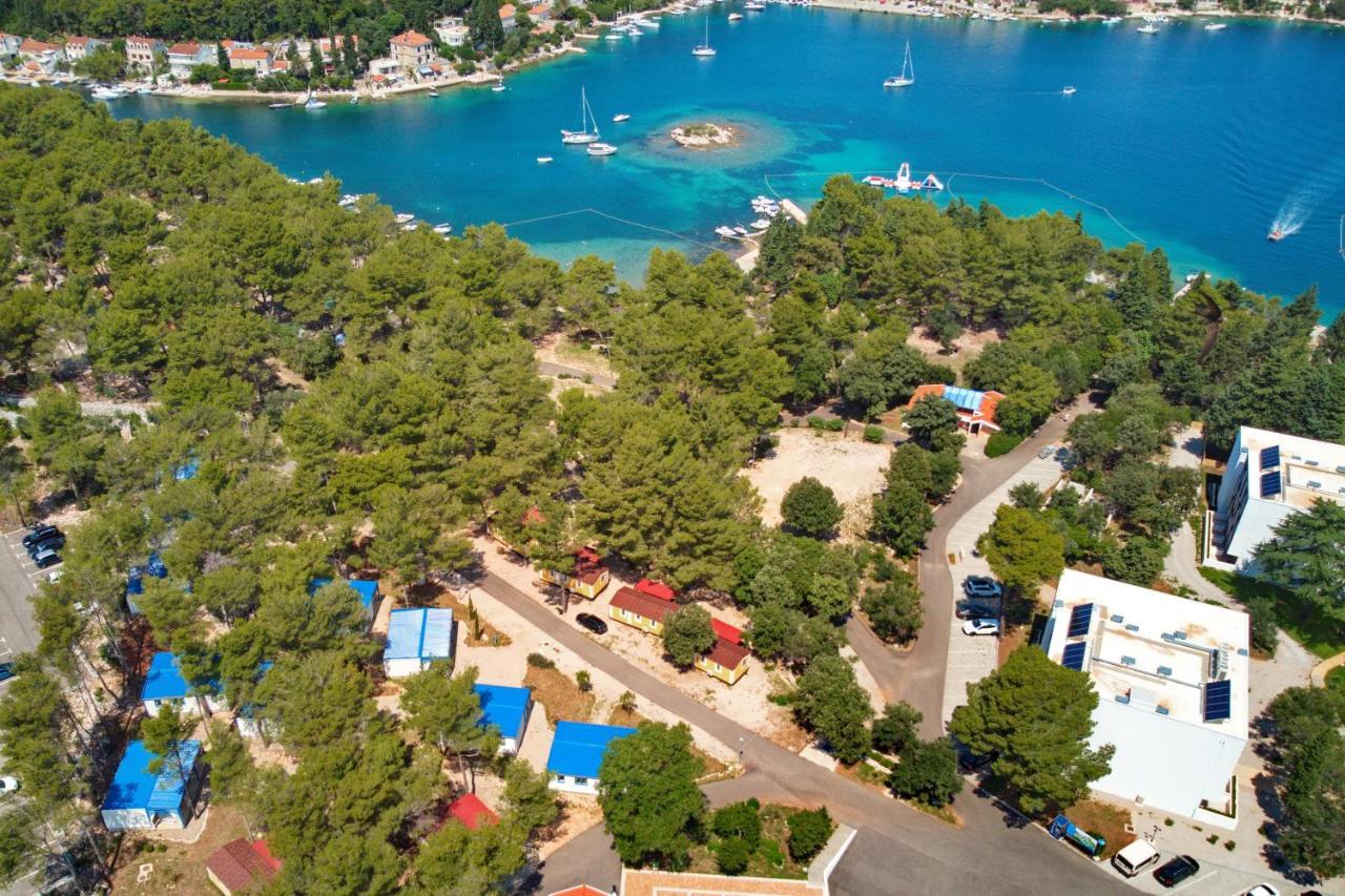 Aminess Planet Camping Holiday Homes Port9 Корчула Екстер'єр фото
